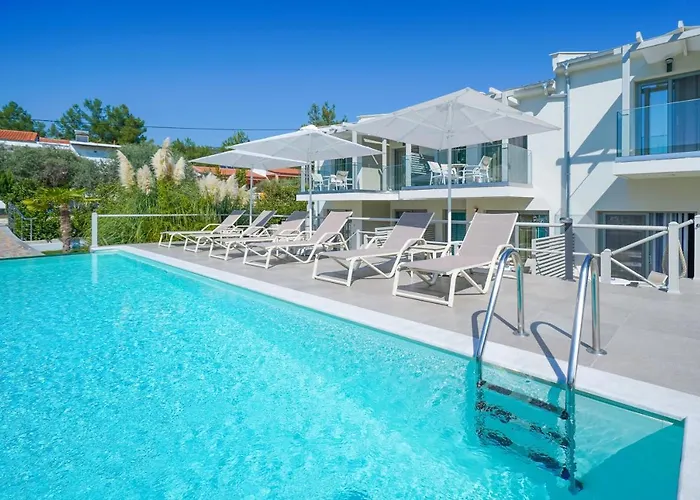 The Elegant 酒店 波托什