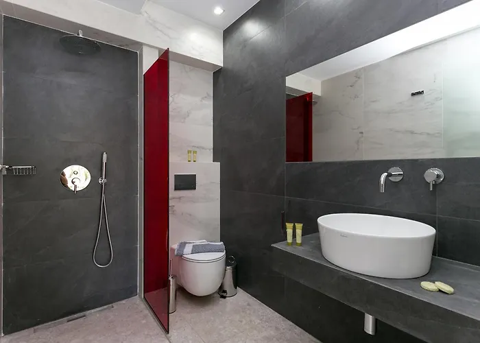 The Elegant 酒店 波托什