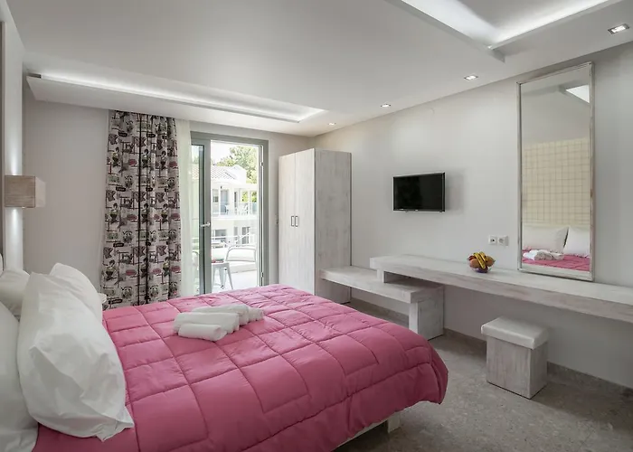 酒店 The Elegant 波托什