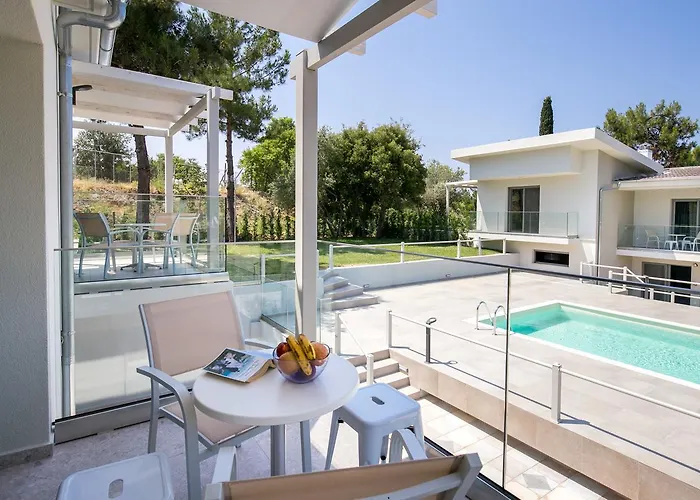 The Elegant 酒店 波托什