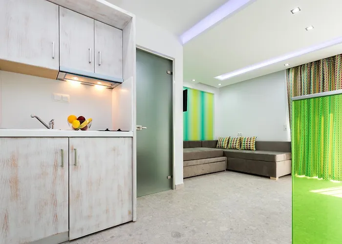 酒店 The Elegant *