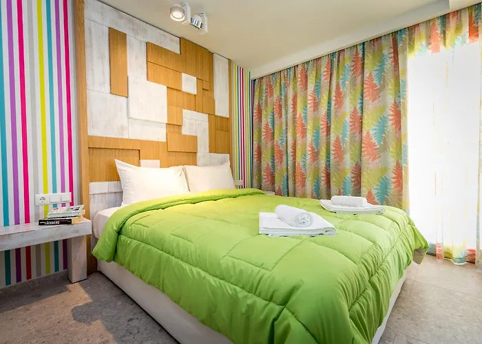 酒店 The Elegant *