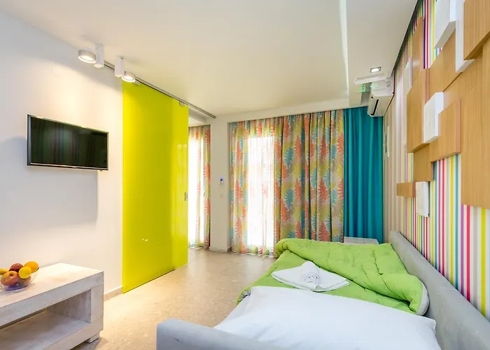 The Elegant 酒店 *