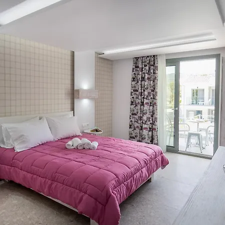 Hotel The Elegant
