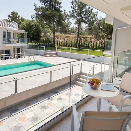 ホテル The Elegant