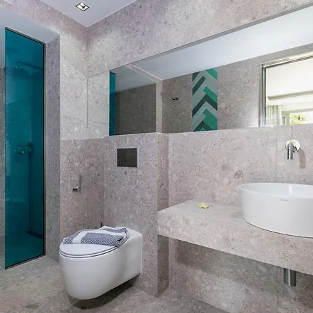 The Elegant Hotel Potos